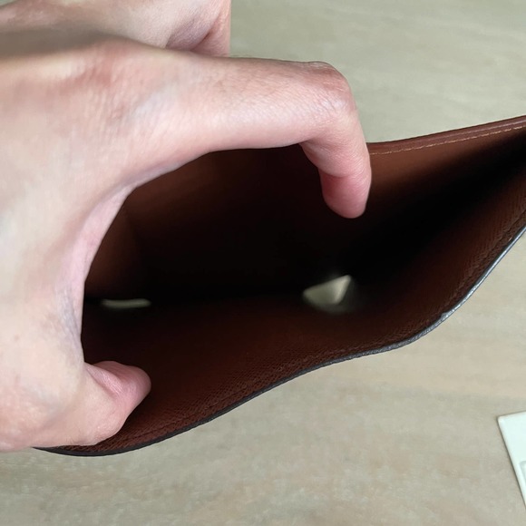 ❌SOLD❌Mint Louis Vuitton Victorine Wallet Monogram Compact MI4147 - Picture 11 of 16